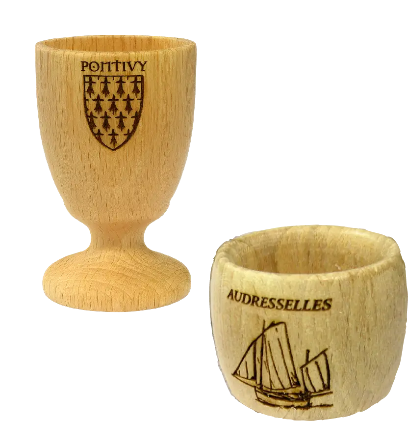 Coquetiers & ronds de serviette personnalisés en bois — gravure laser