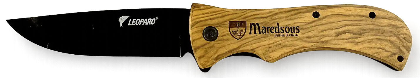 Assortiment de couteaux de poche personnalisés par gravure