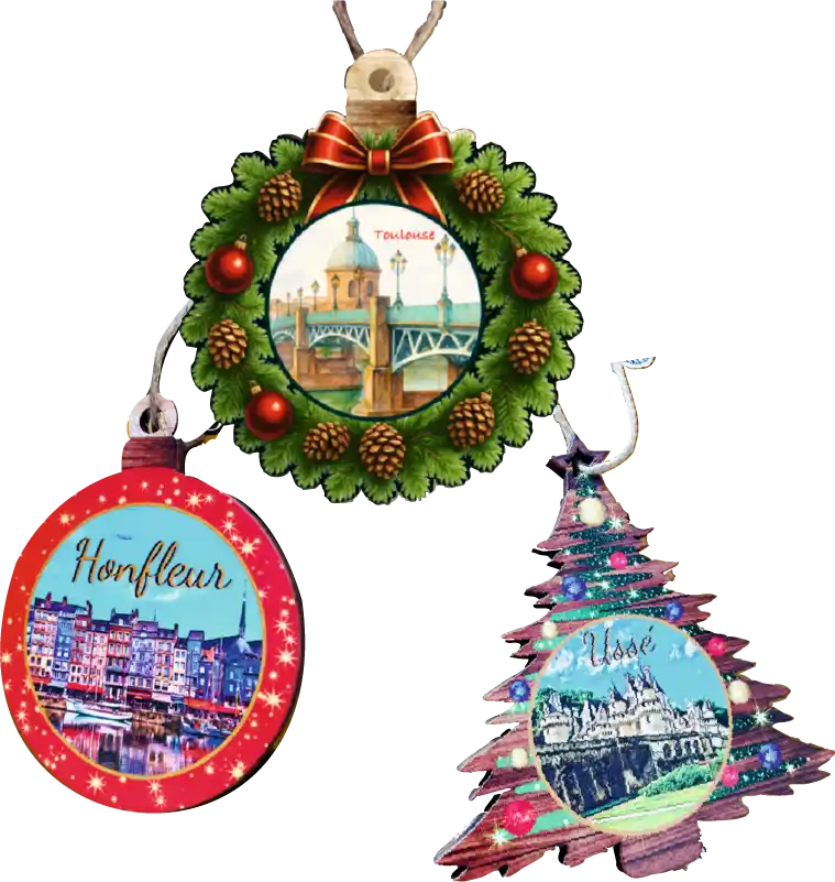 Suspensions en bois classiques de formes variées (sapin, flocon, coeur...)